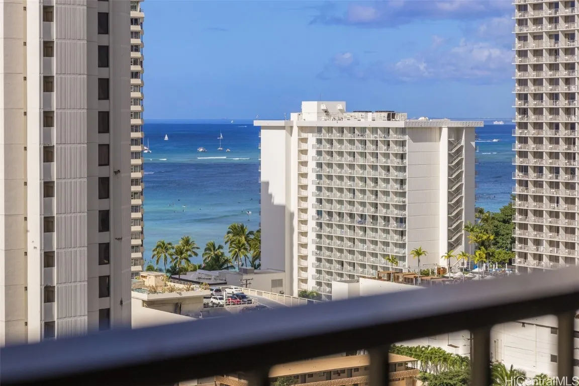 Honolulu, Hawaii 96815, United States, 1 Bedroom Bedrooms, ,1 BathroomBathrooms,Residential,Active,15127