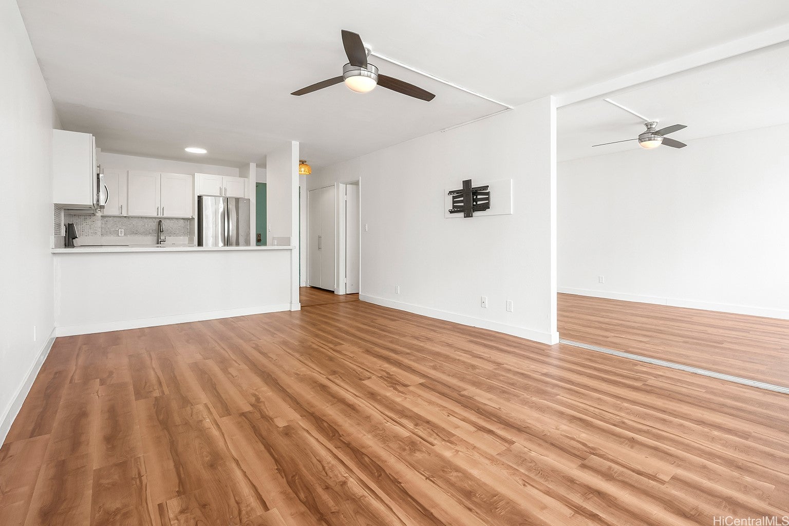 1255 Nuuanu Avenue 606