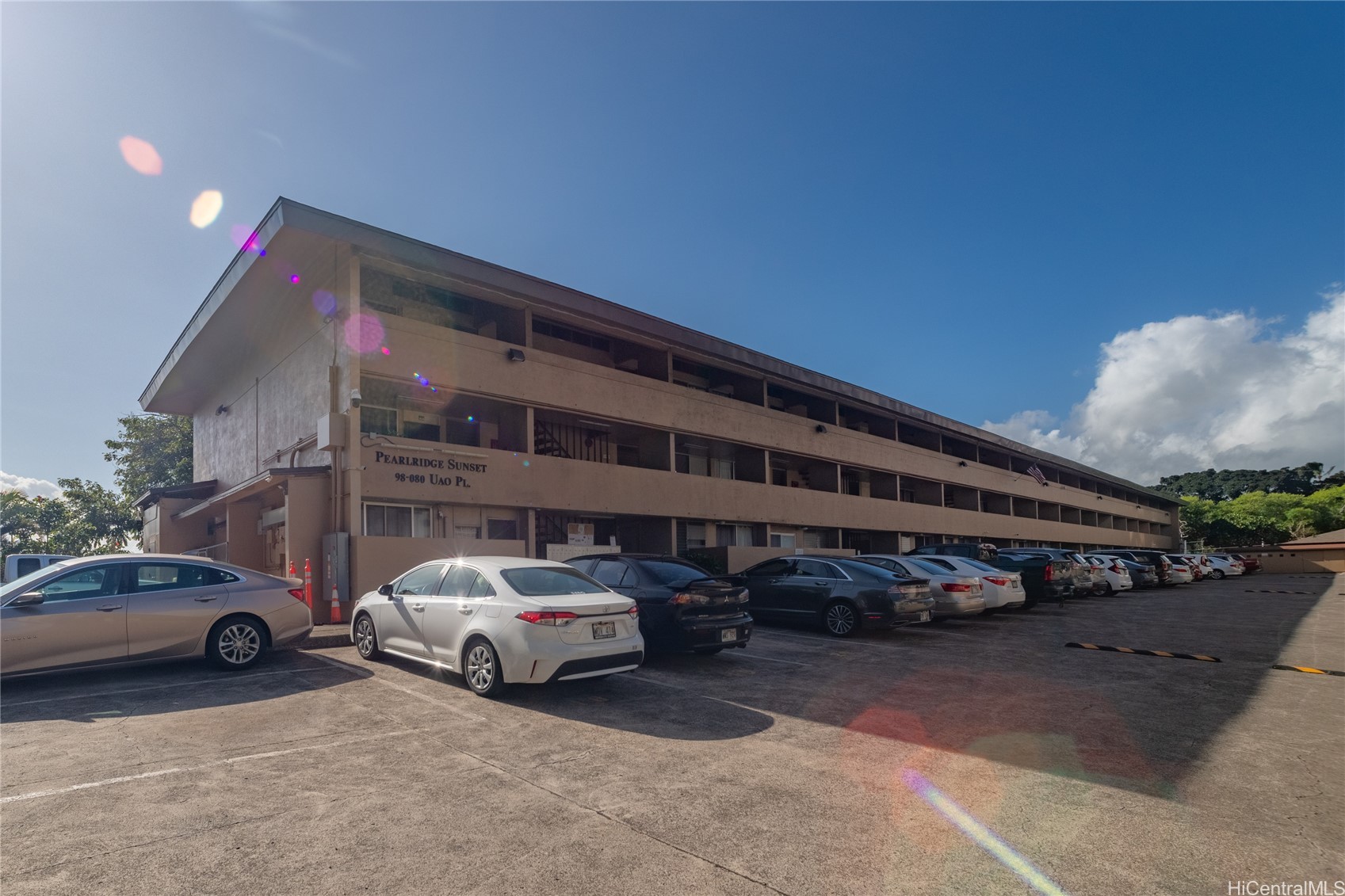 Pearlridge Sunset Condominium