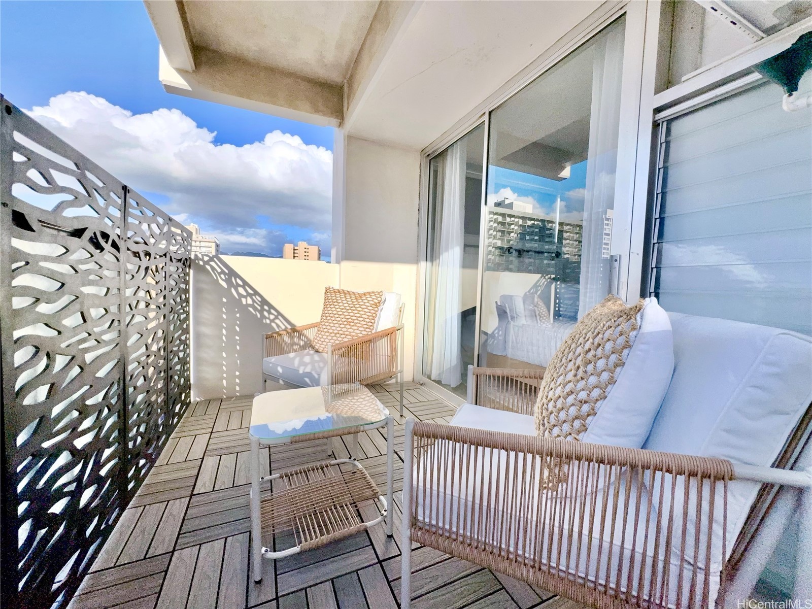 2465 Kuhio At Waikiki Condominium