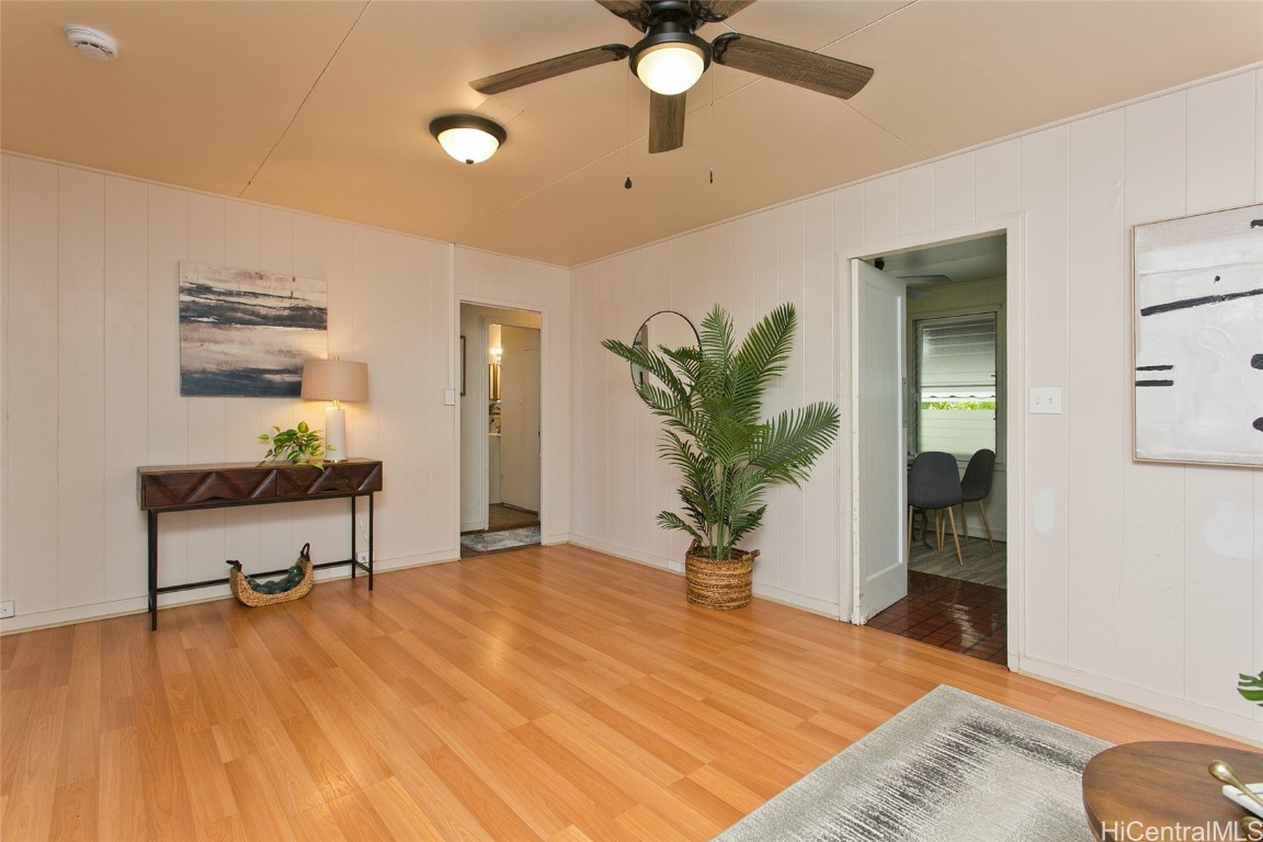 465 Kalama Street