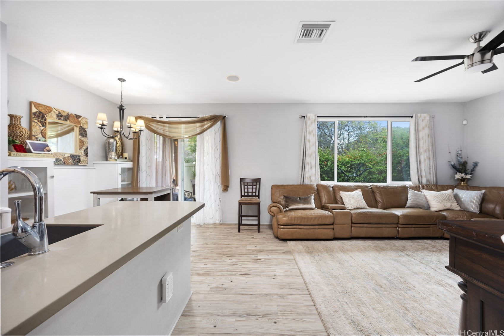 91-6221 Kapolei Parkway 102