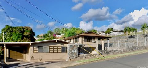 99-634 Pualaa Street Aiea HI 96701