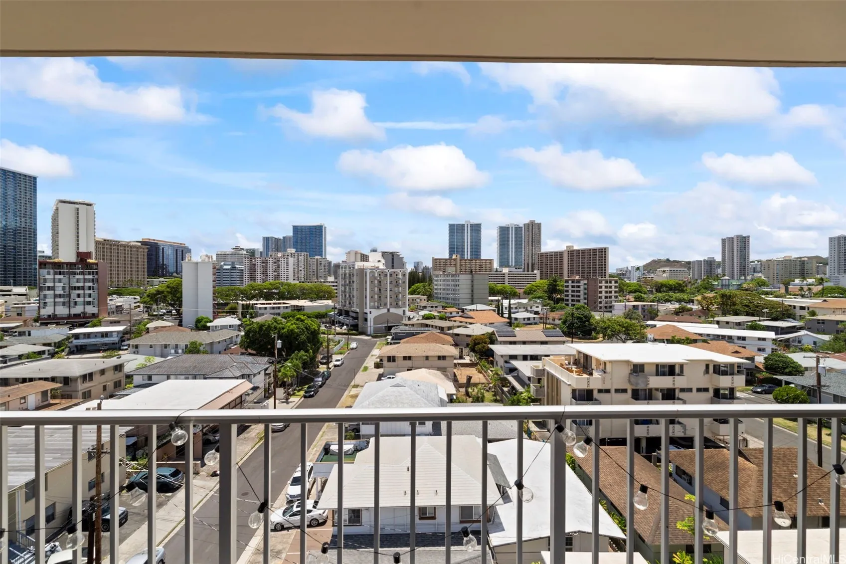 Honolulu, Hawaii 96826, United States, 1 Bedroom Bedrooms, ,1 BathroomBathrooms,Residential,Active,181570