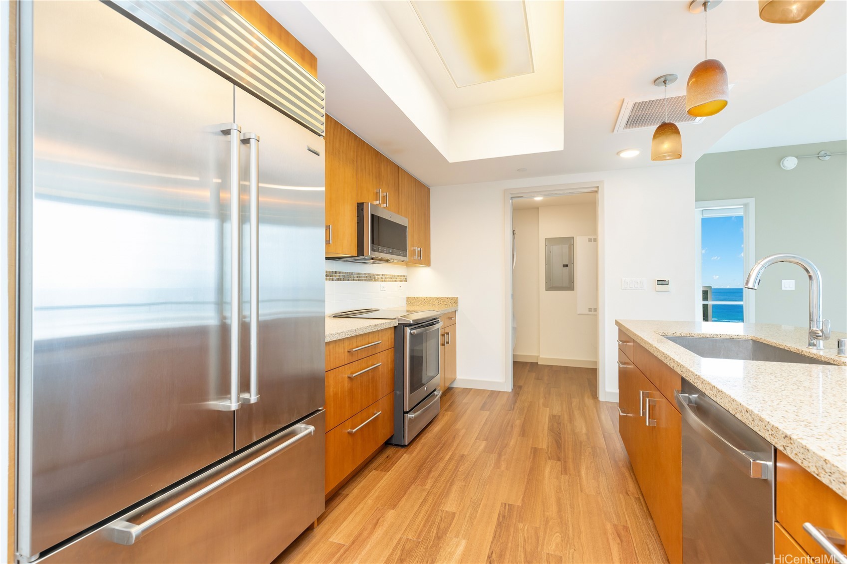 555 South Street PH4305