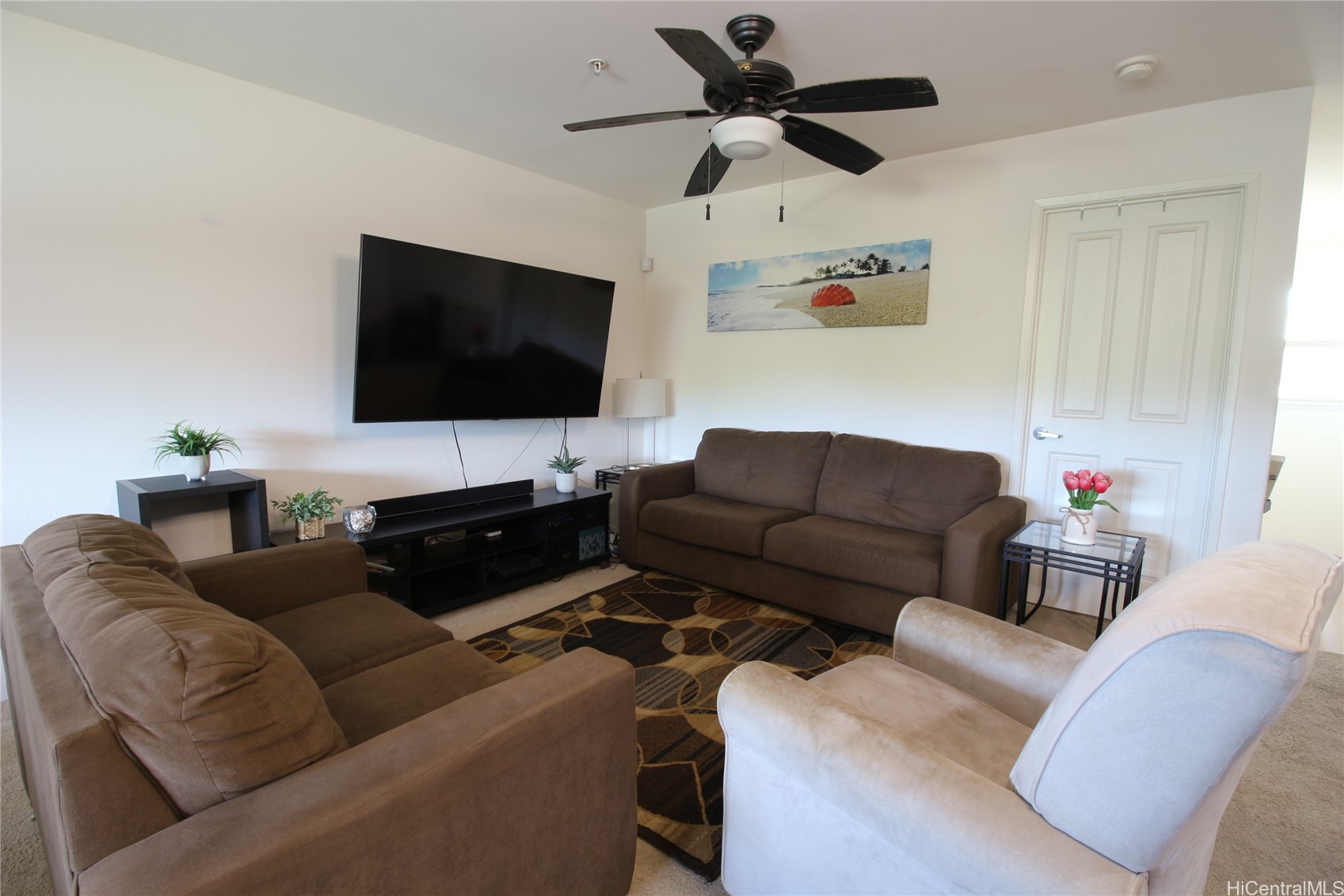 91-1211 Kamaaha Avenue 203