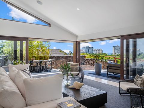 2947 Hibiscus Place B Honolulu HI 96815