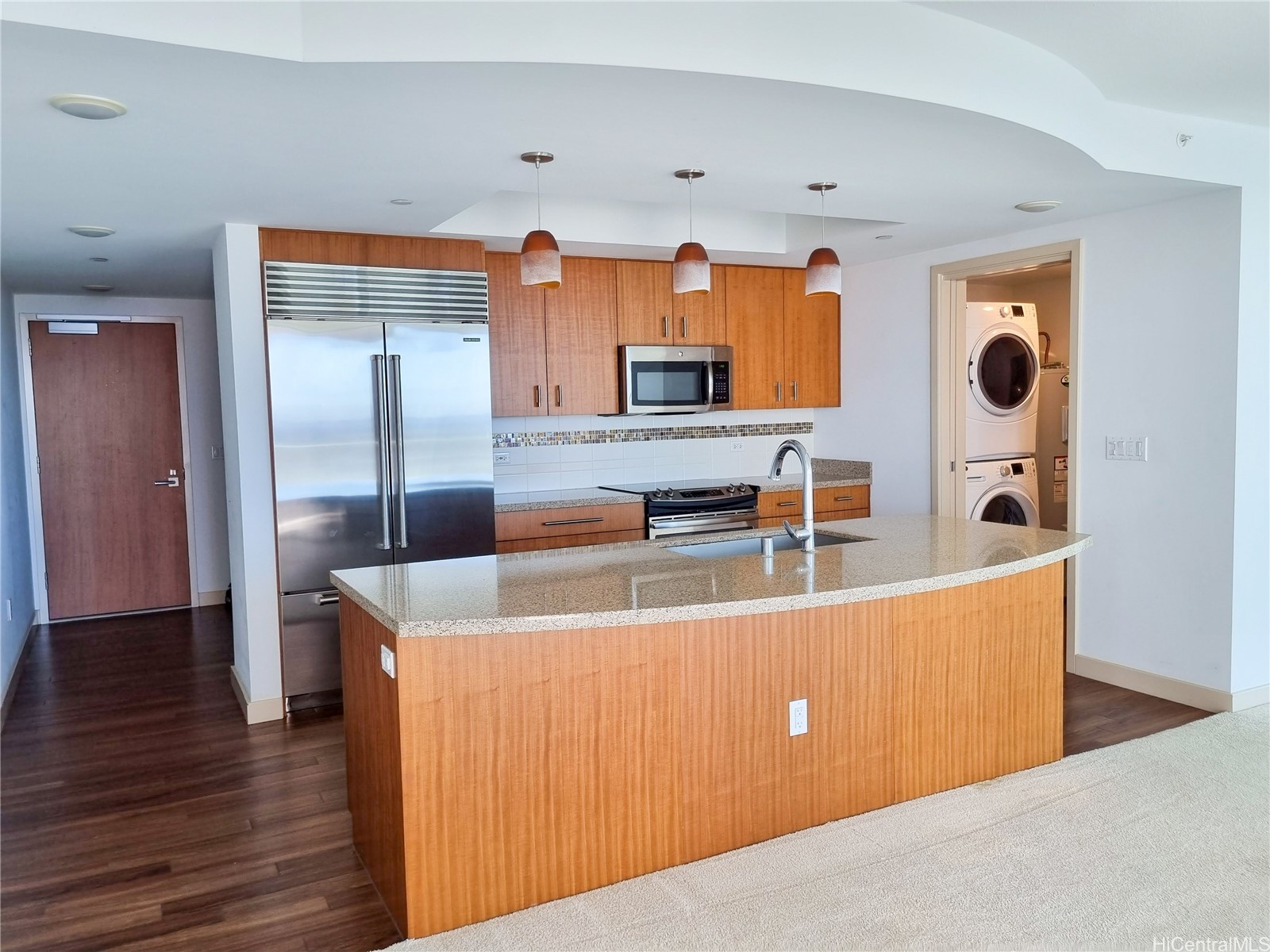 555 South Street 1305