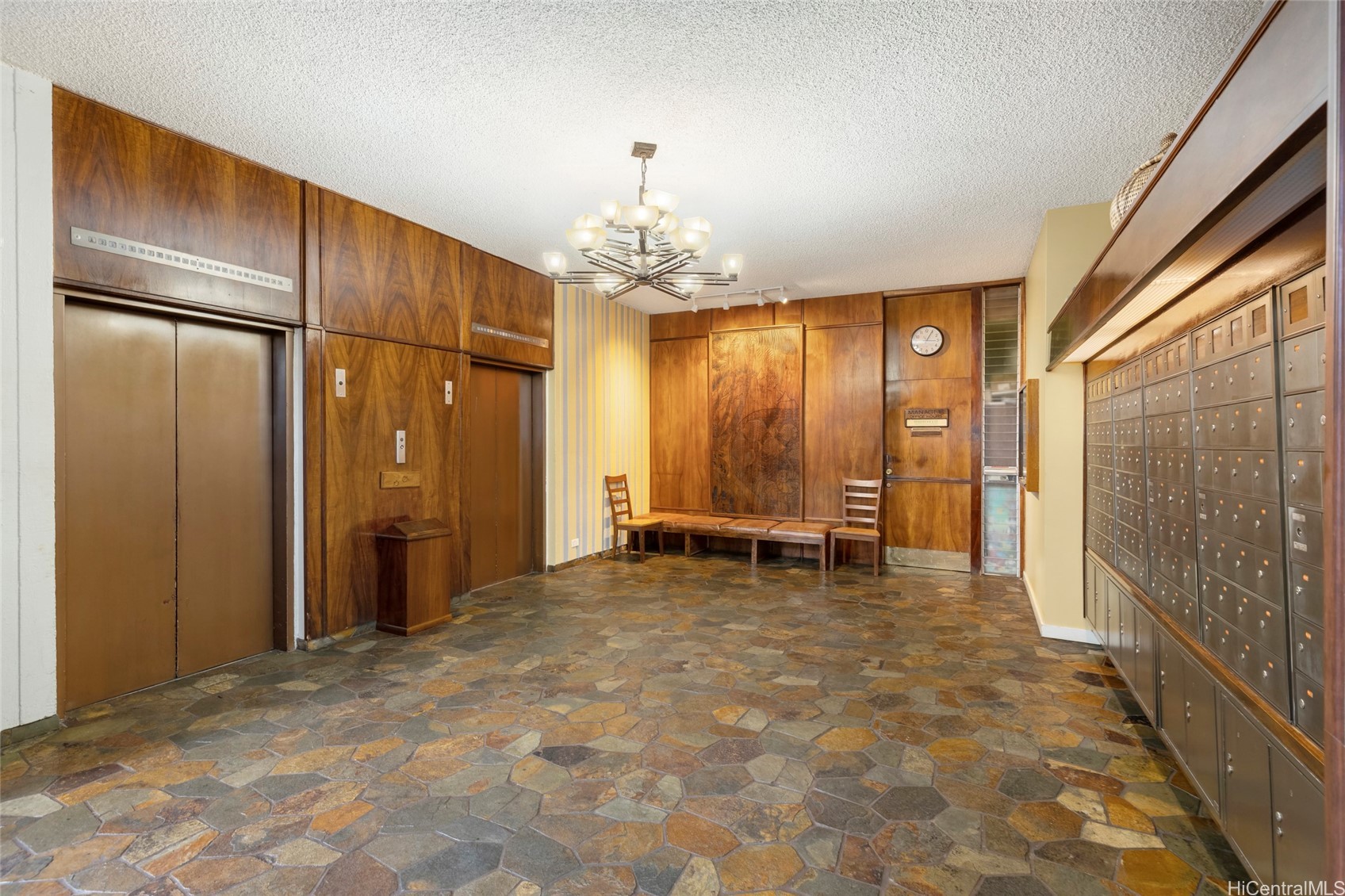 1848 Kahakai Drive 1004
