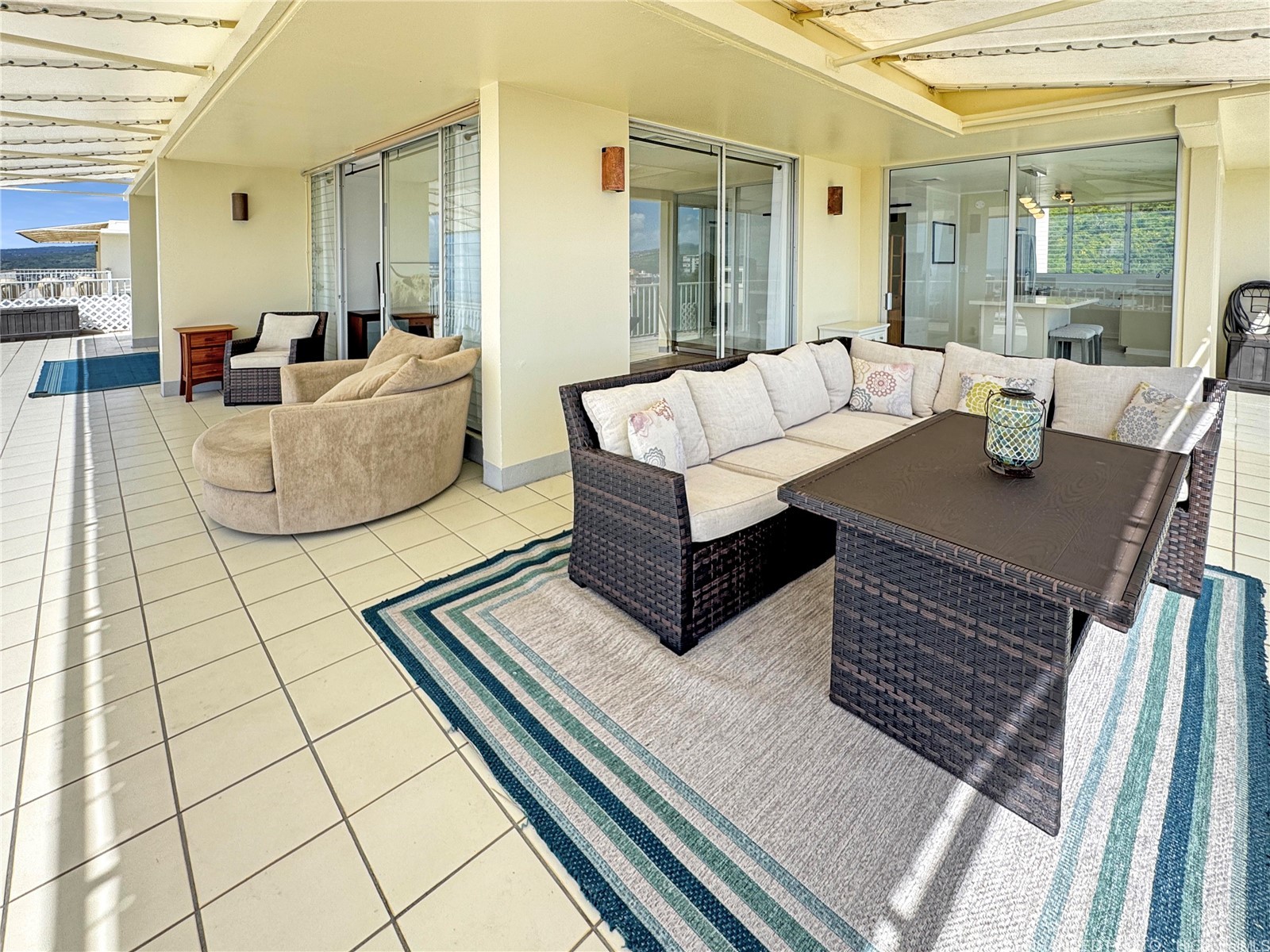 666 Prospect Street PHB