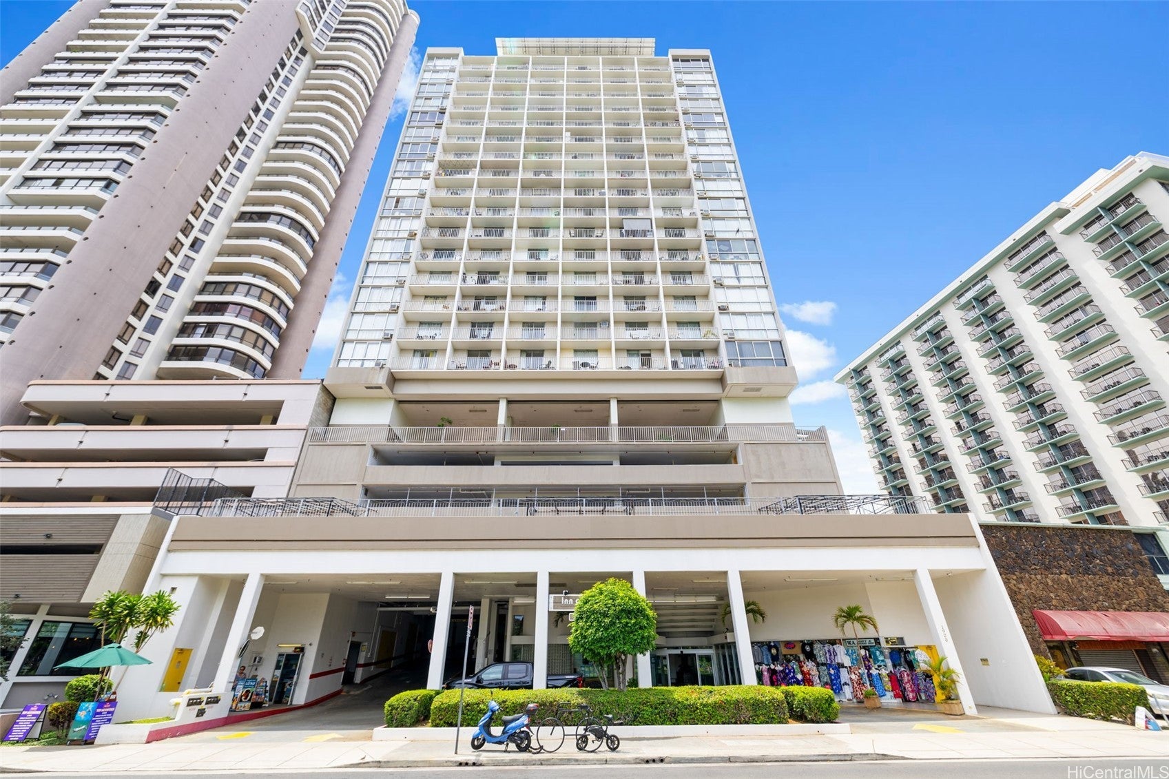1920 Ala Moana Boulevard 909