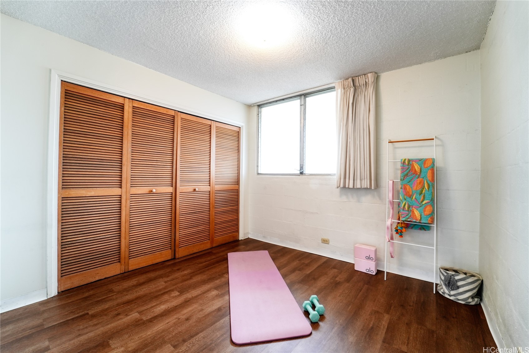 1323 Makiki Street A301