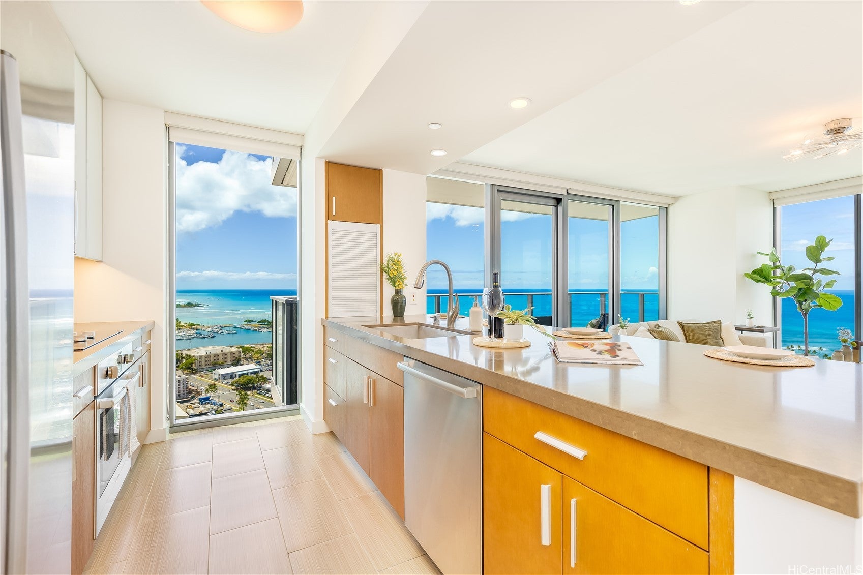 600 Ala Moana Boulevard 3301