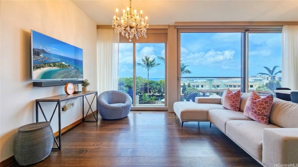 1555 KAPIOLANI BLVD APT 802, HONOLULU, HI 96814 - Image fcbbd0c07af6cb7d80f2e75a2e2af494/1878320714