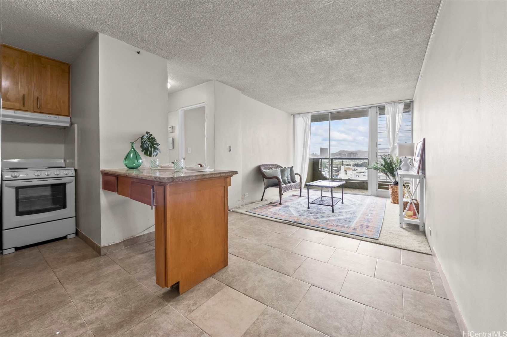 2637 Kuilei Street A104