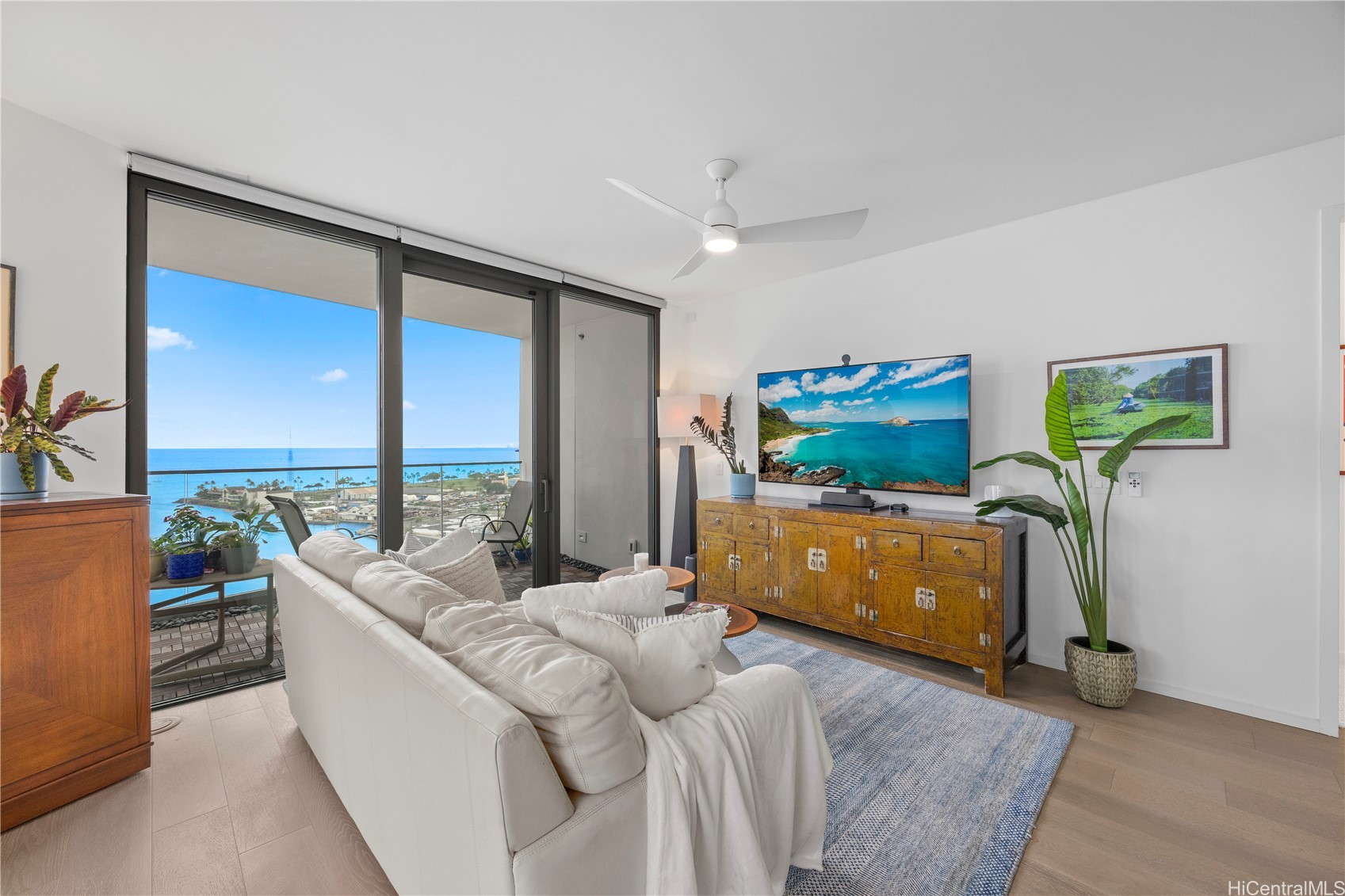 1000 Auahi Street 2100