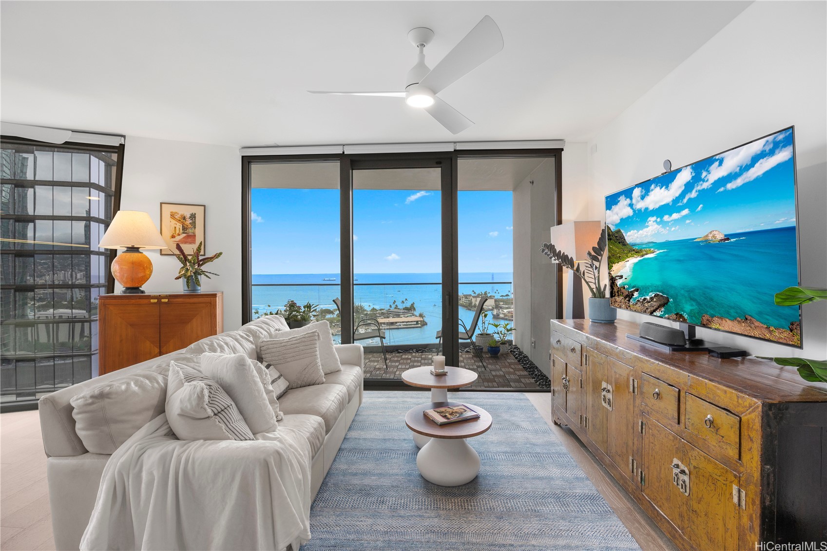 1000 Auahi Street 2100