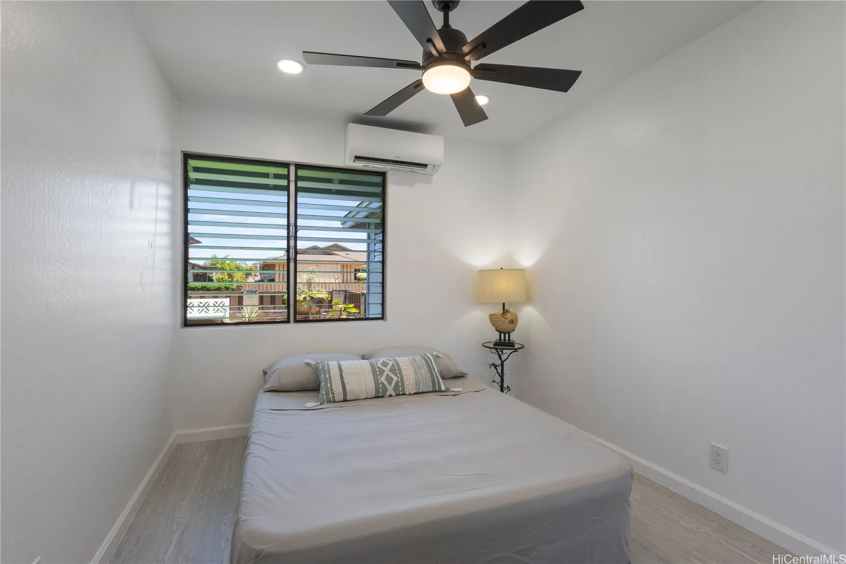 Mililani, Hawaii 96789, United States, 3 Bedrooms Bedrooms, ,2 BathroomsBathrooms,Residential,Active,177312