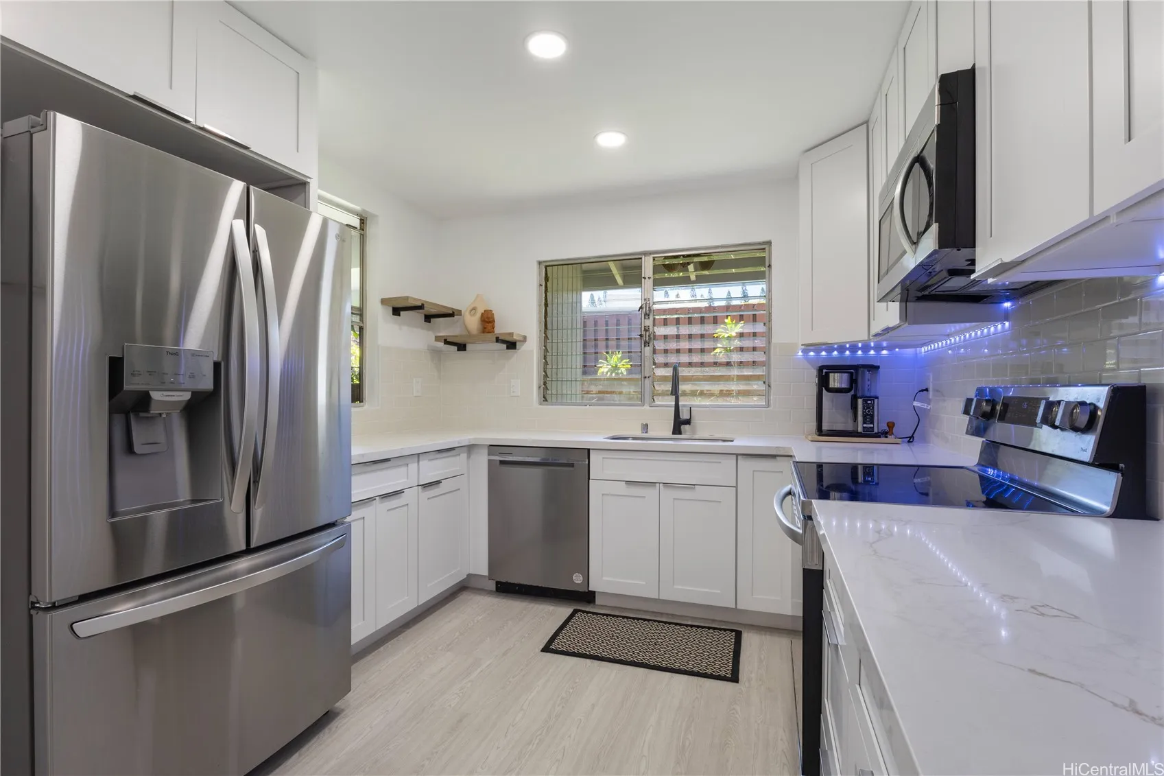 Mililani, Hawaii 96789, United States, 3 Bedrooms Bedrooms, ,2 BathroomsBathrooms,Residential,Active,177312