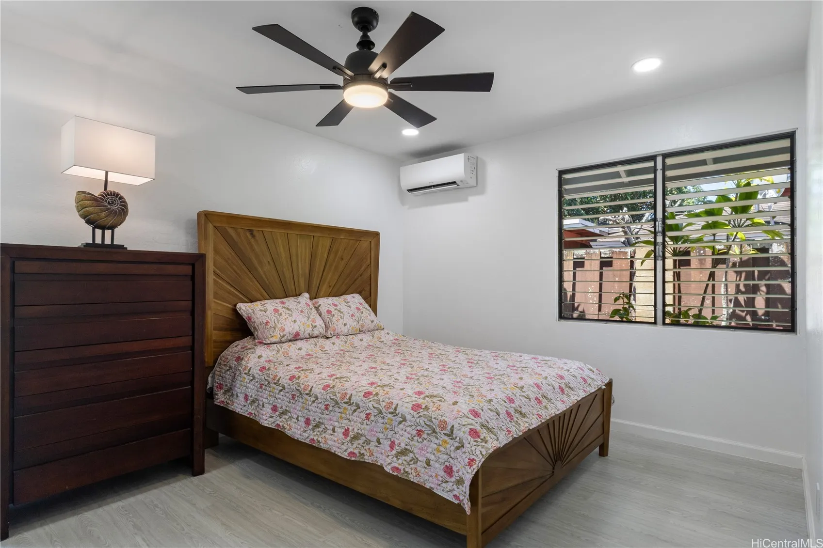 Mililani, Hawaii 96789, United States, 3 Bedrooms Bedrooms, ,2 BathroomsBathrooms,Residential,Active,177312