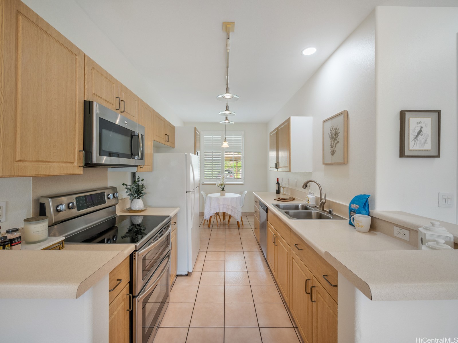 95-982 Wikao Street L203