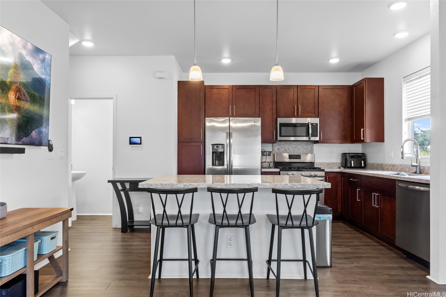 91-1520 Laupae Street