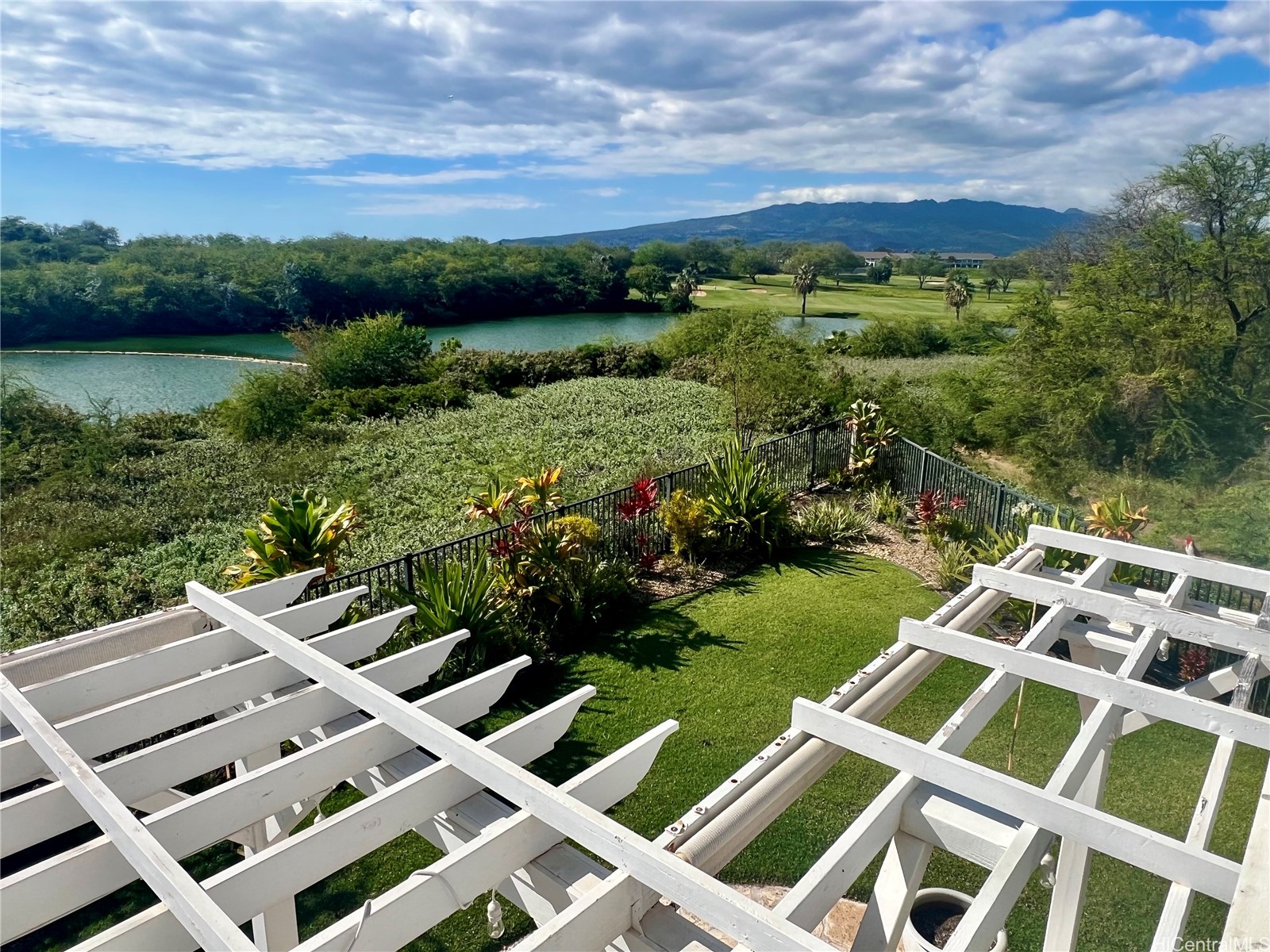 91-1432 Kaileolea Drive