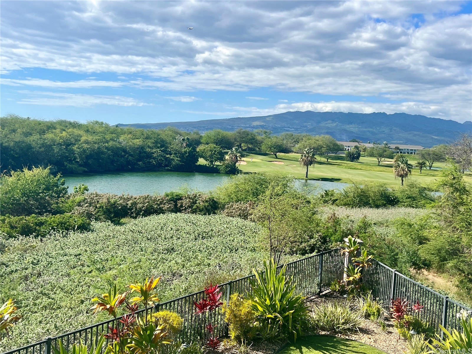 91-1432 Kaileolea Drive