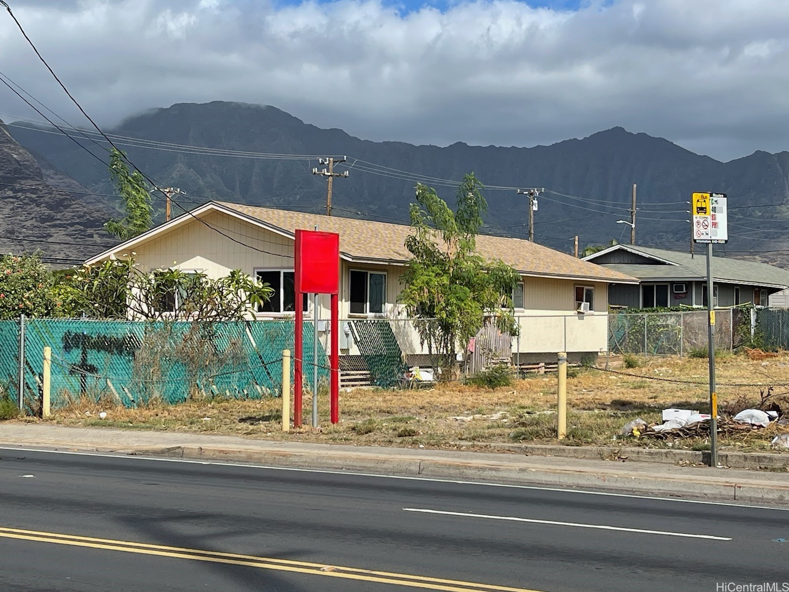 85-978 Farrington Highway