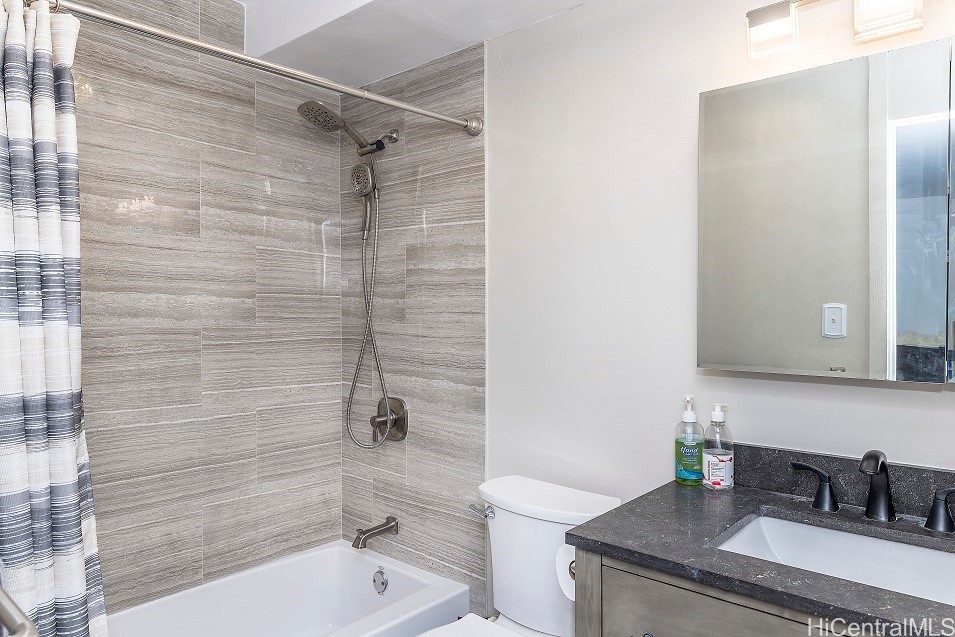 Ilima West Apts Condominium