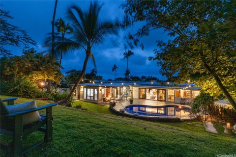 Photo of 445 Iliwahi Loop, Kailua, HI 96734 (MLS # 202611972)