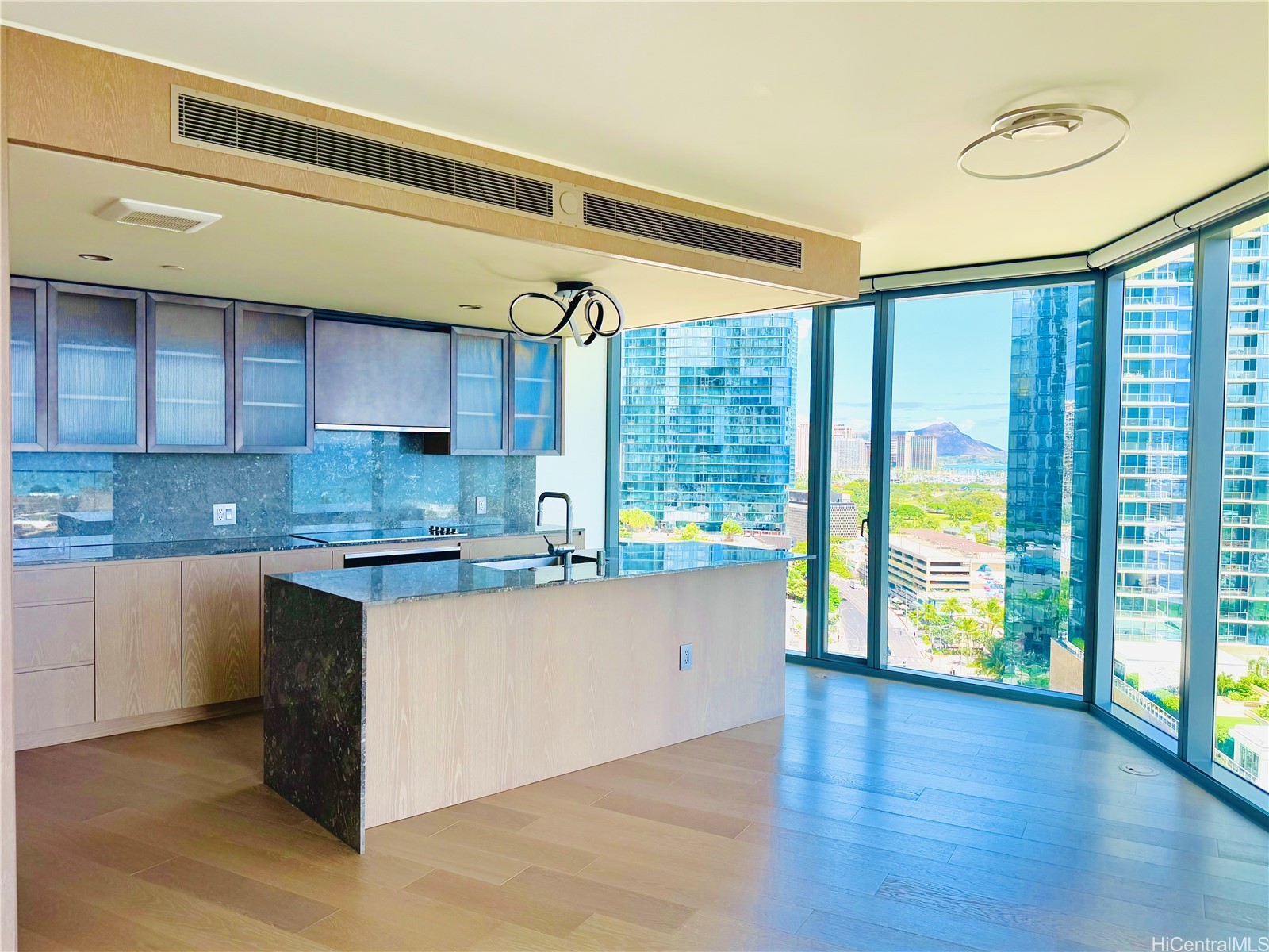 1000 Auahi Street 1600