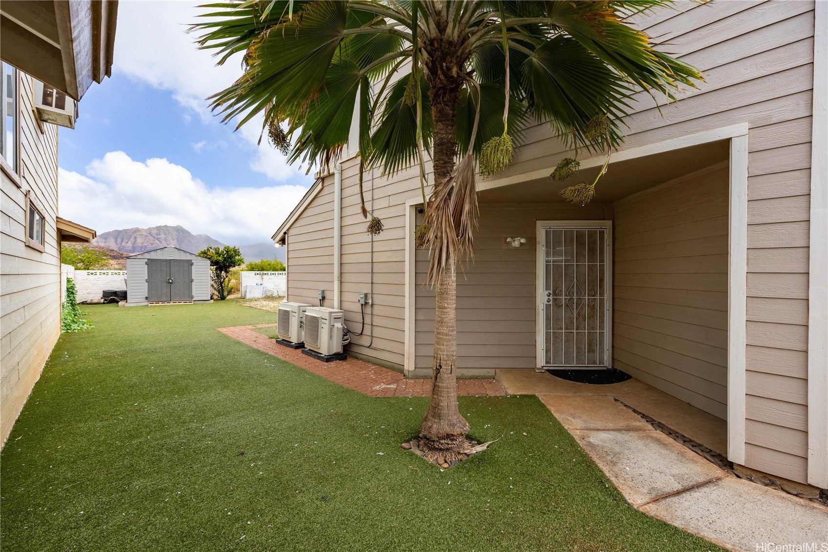 87-366 Kulawae Street