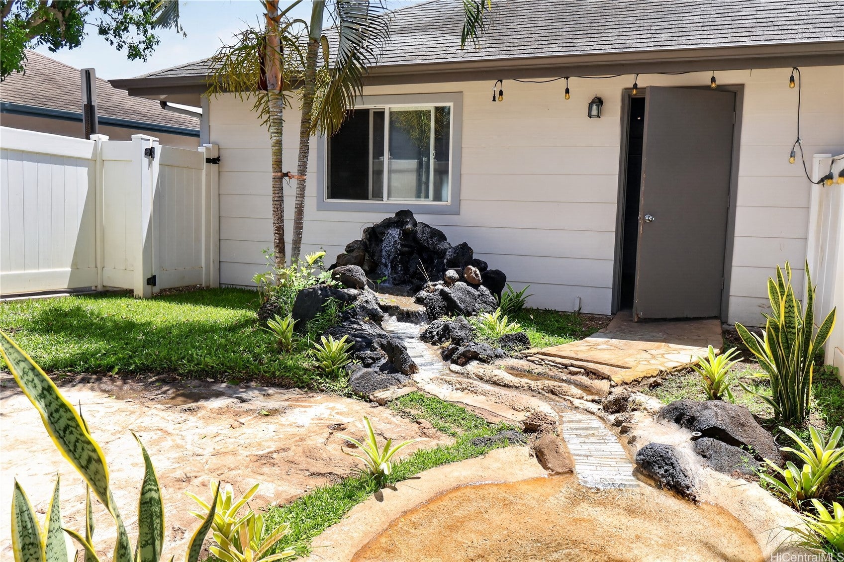 91-1091 Kaileolea Drive 2F1