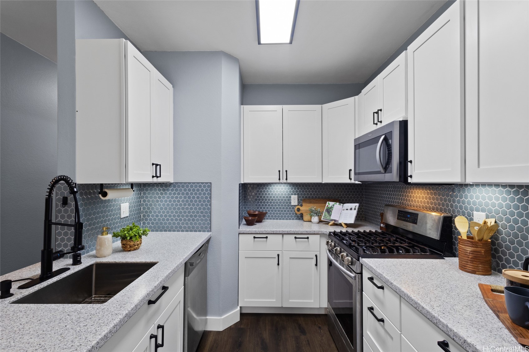 91-525 Puamaeole Street 37C