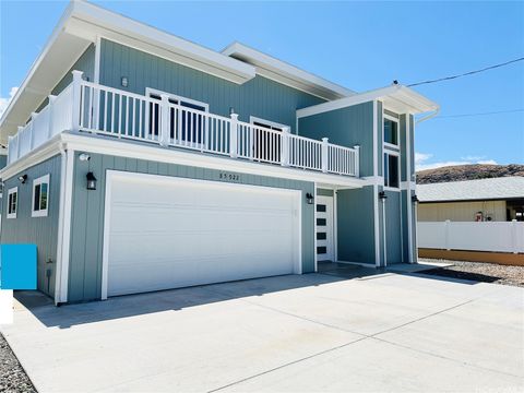 Photo of 85-922 Midway Street, Waianae, HI 96792 (MLS # 202521534)