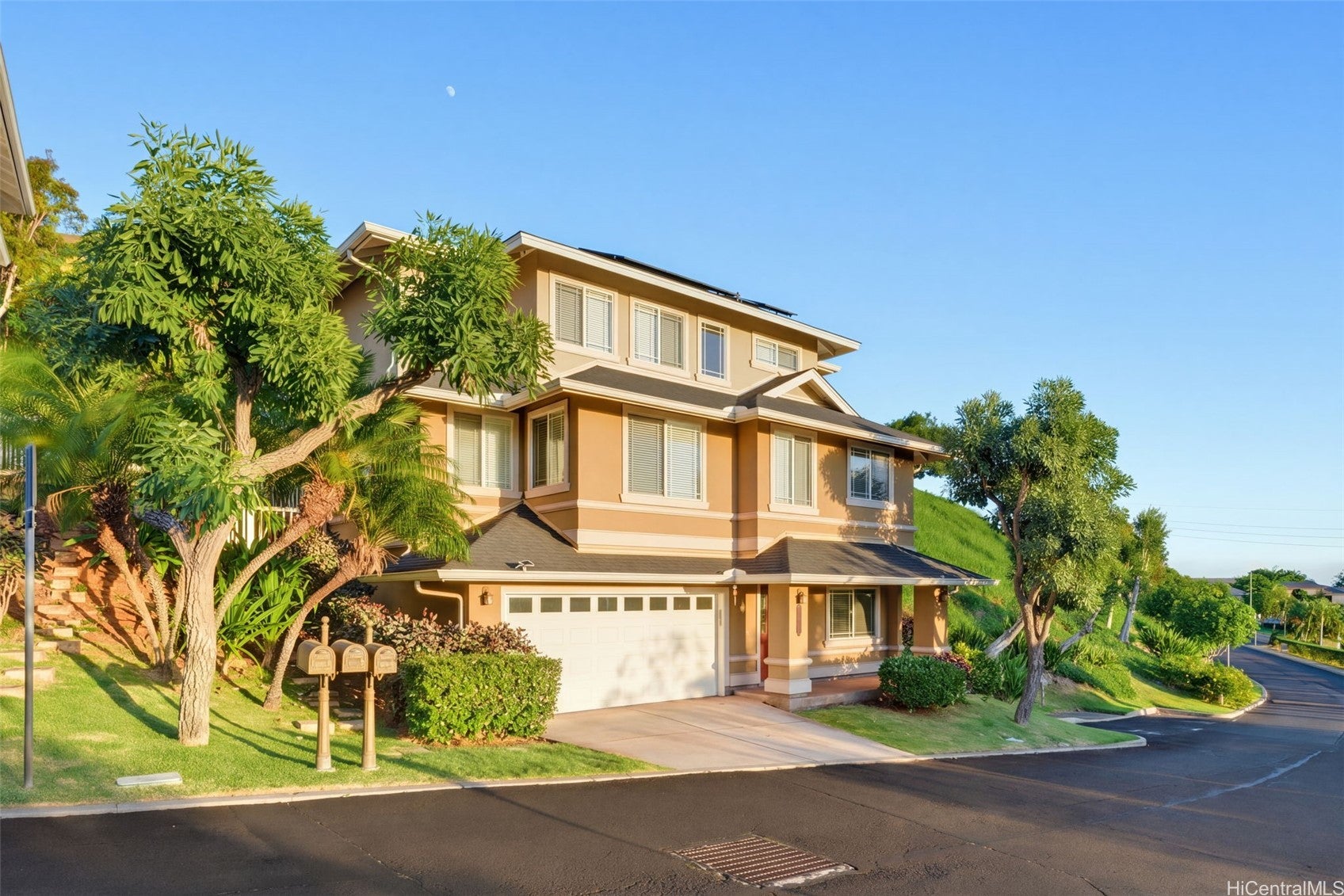 92-1083 PALAHIA Street A