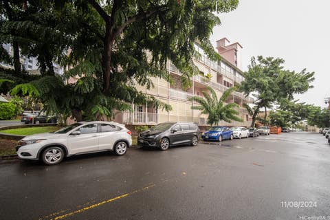 Photo of 1020 Green Street #301, Honolulu, HI 96822 (MLS # 202614700)