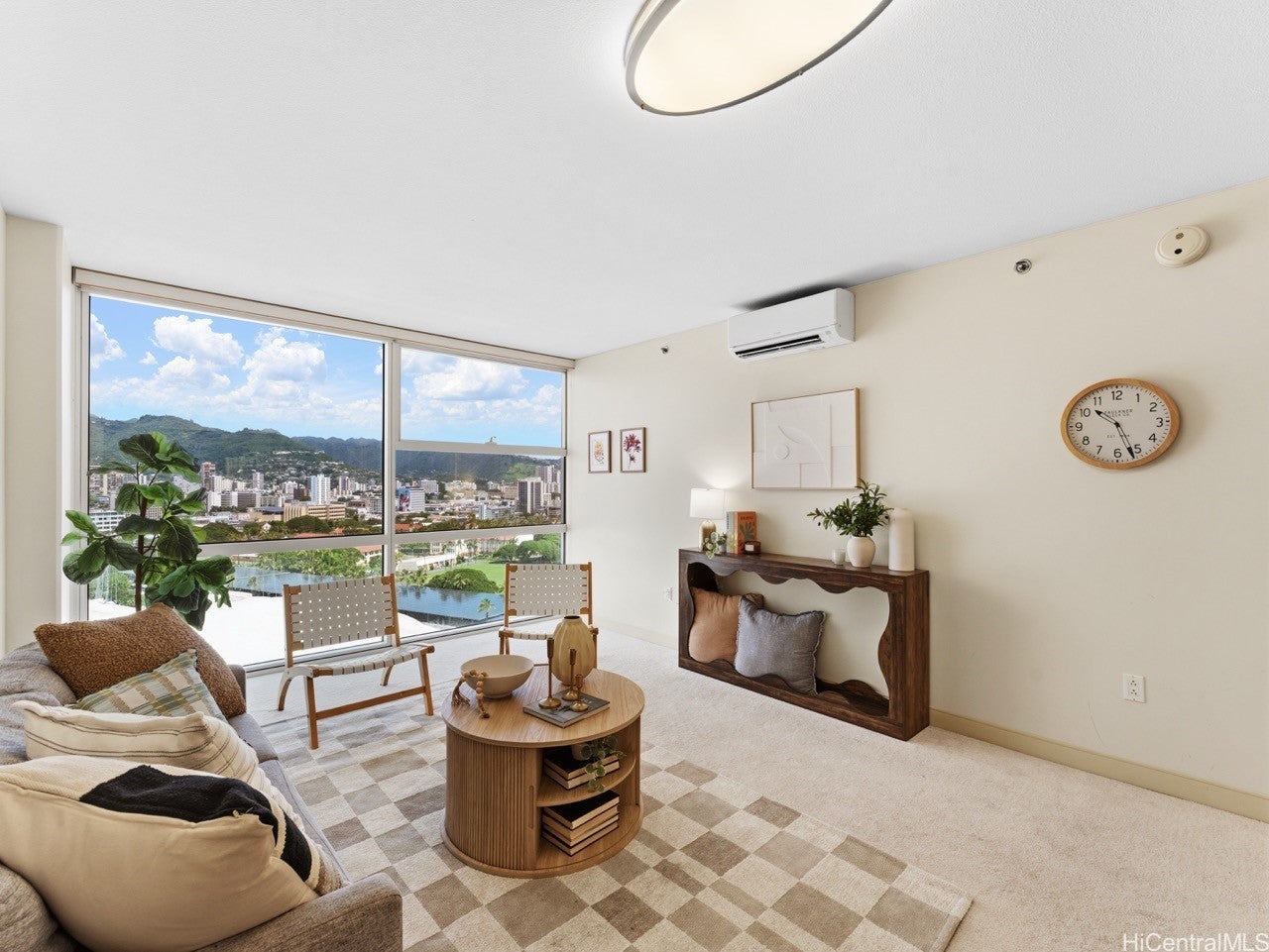 909 Kapiolani Boulevard 2105