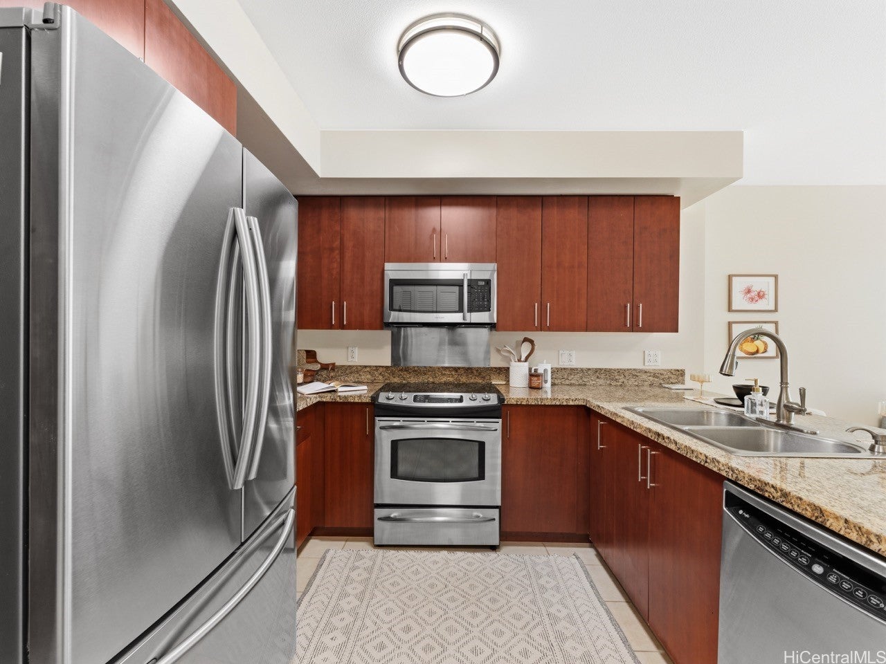 909 Kapiolani Boulevard 2105