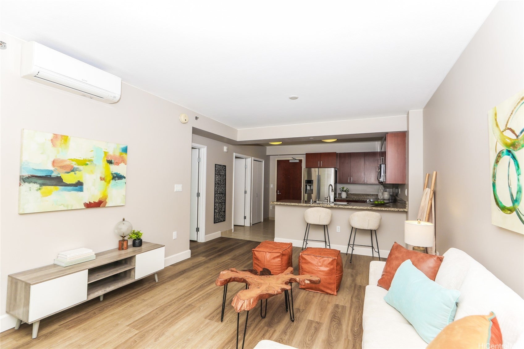 909 Kapiolani Boulevard 2807