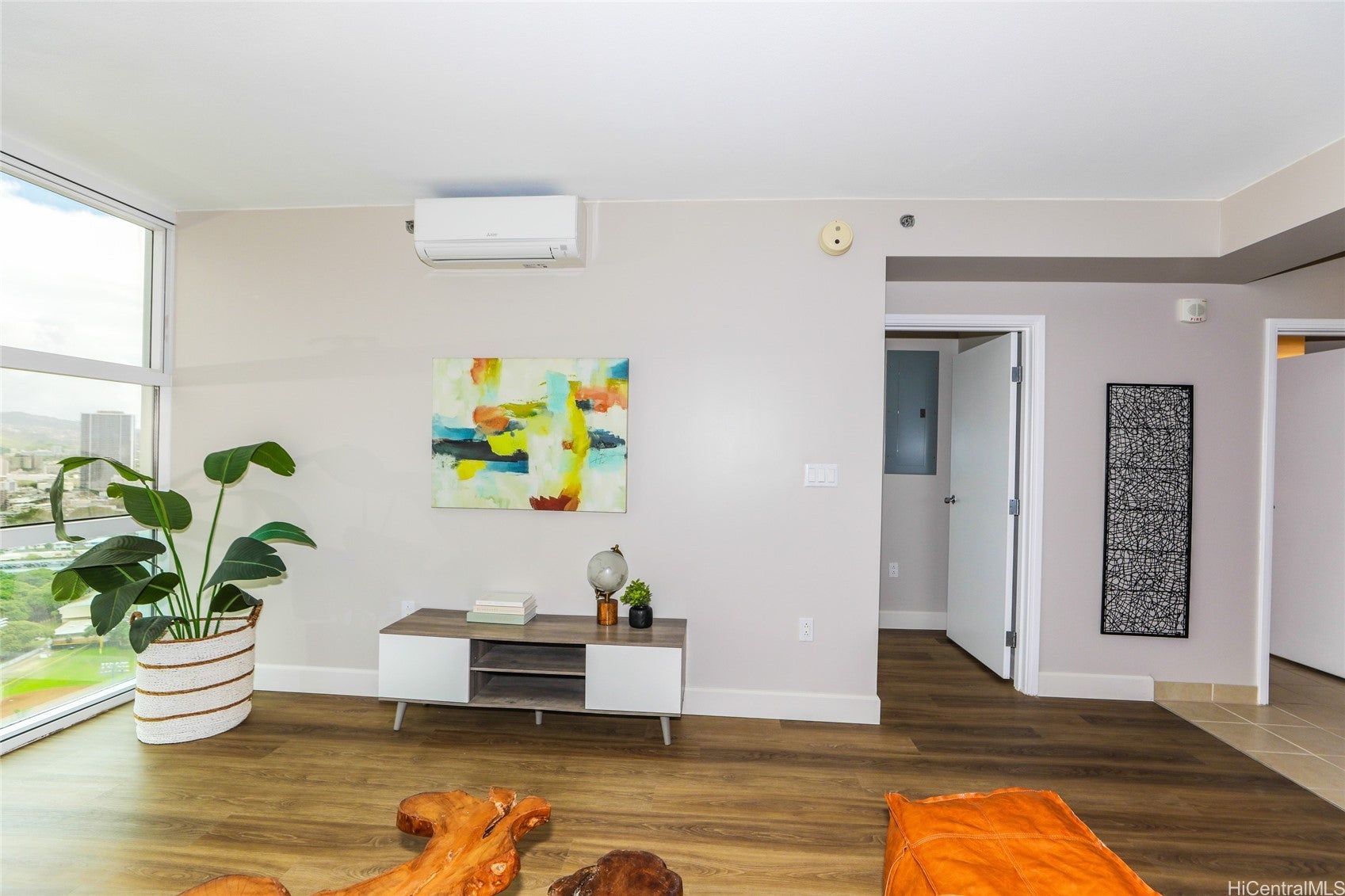 909 Kapiolani Boulevard 2807