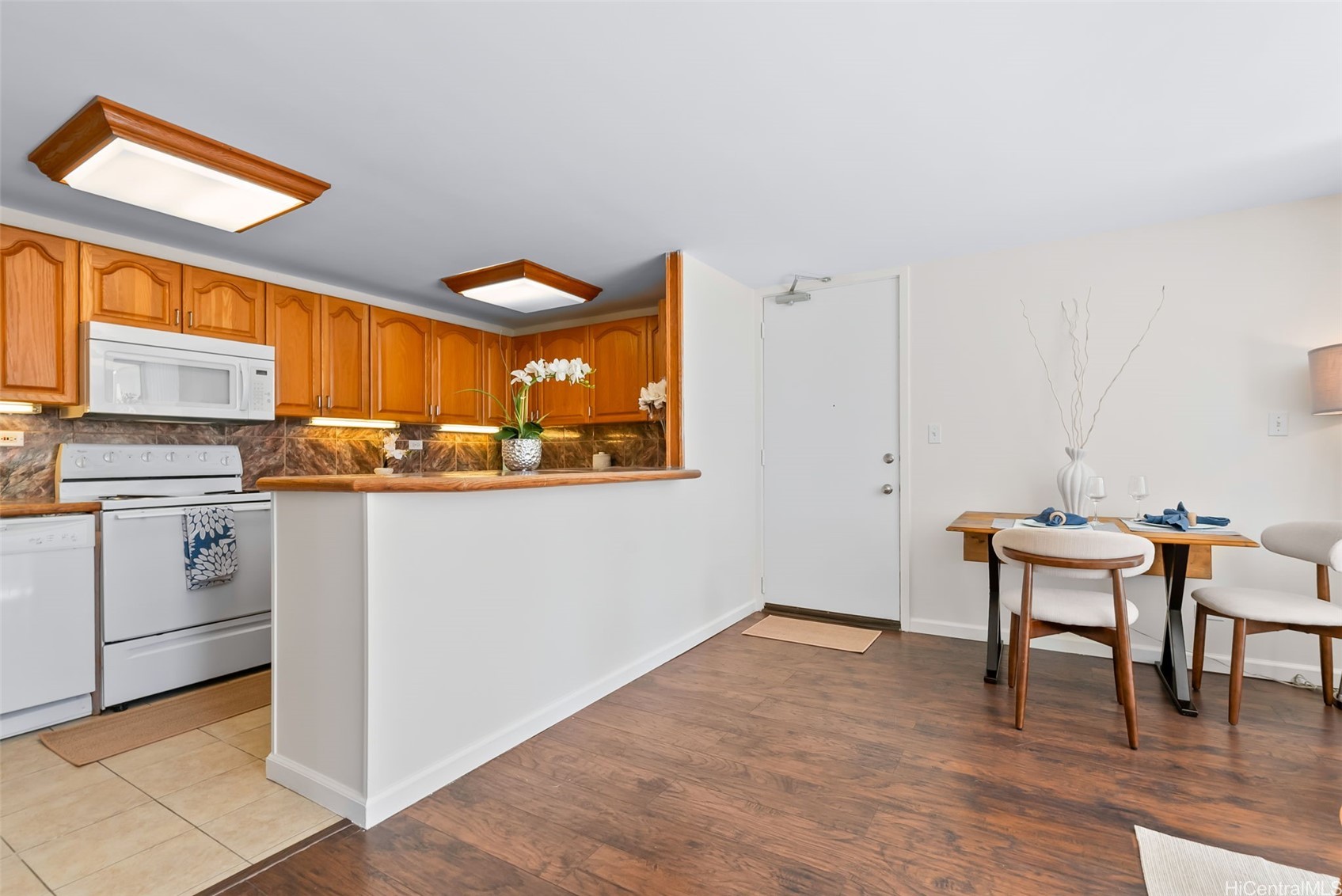 440 Lewers Street 1101