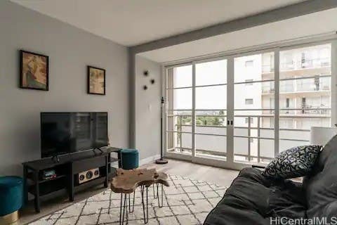 Photo of 445 Kaiolu Street #812, Honolulu, HI 96815 (MLS # 202614775)
