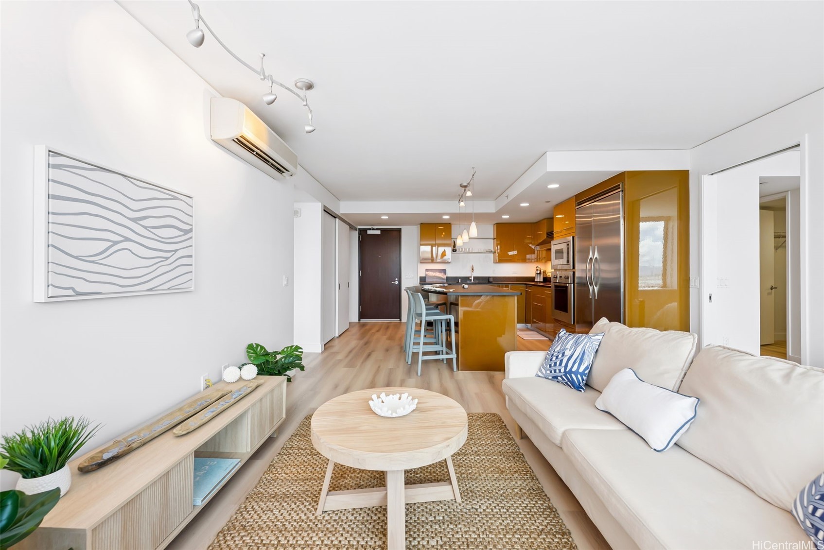 1200 Queen Emma Street 3405