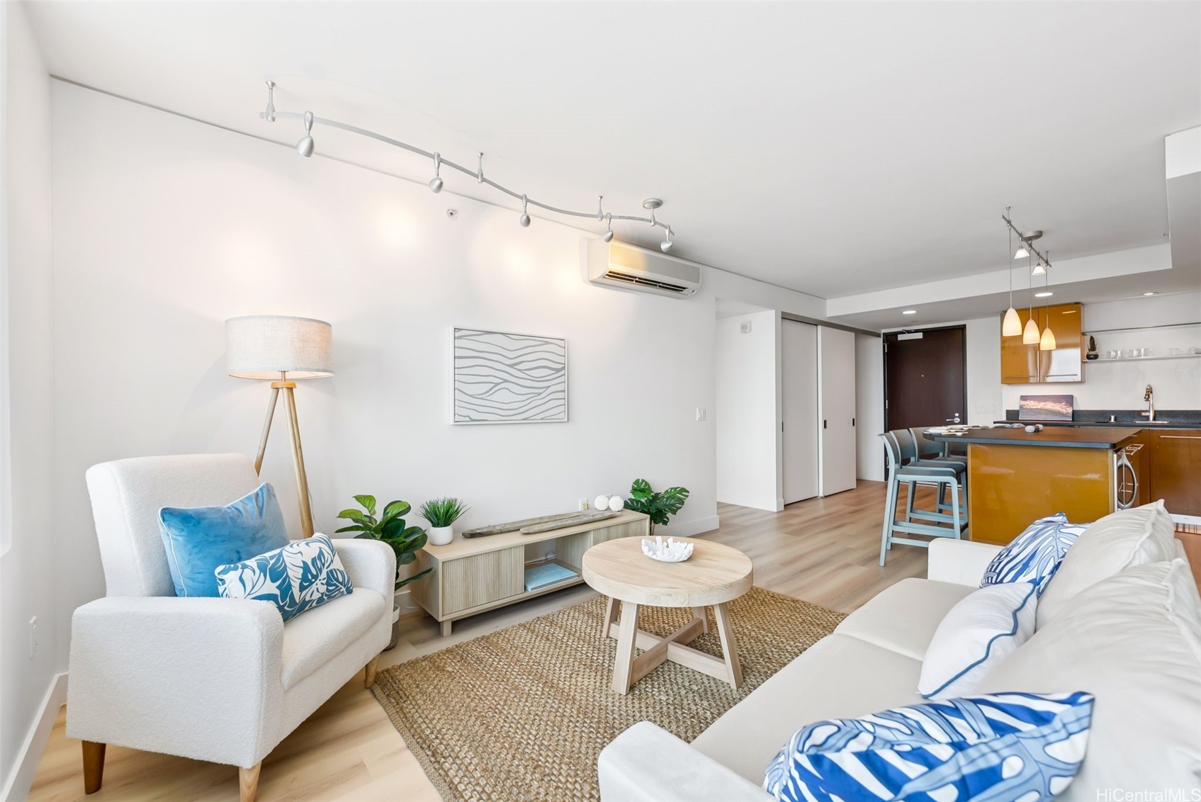 1200 Queen Emma Street 3405