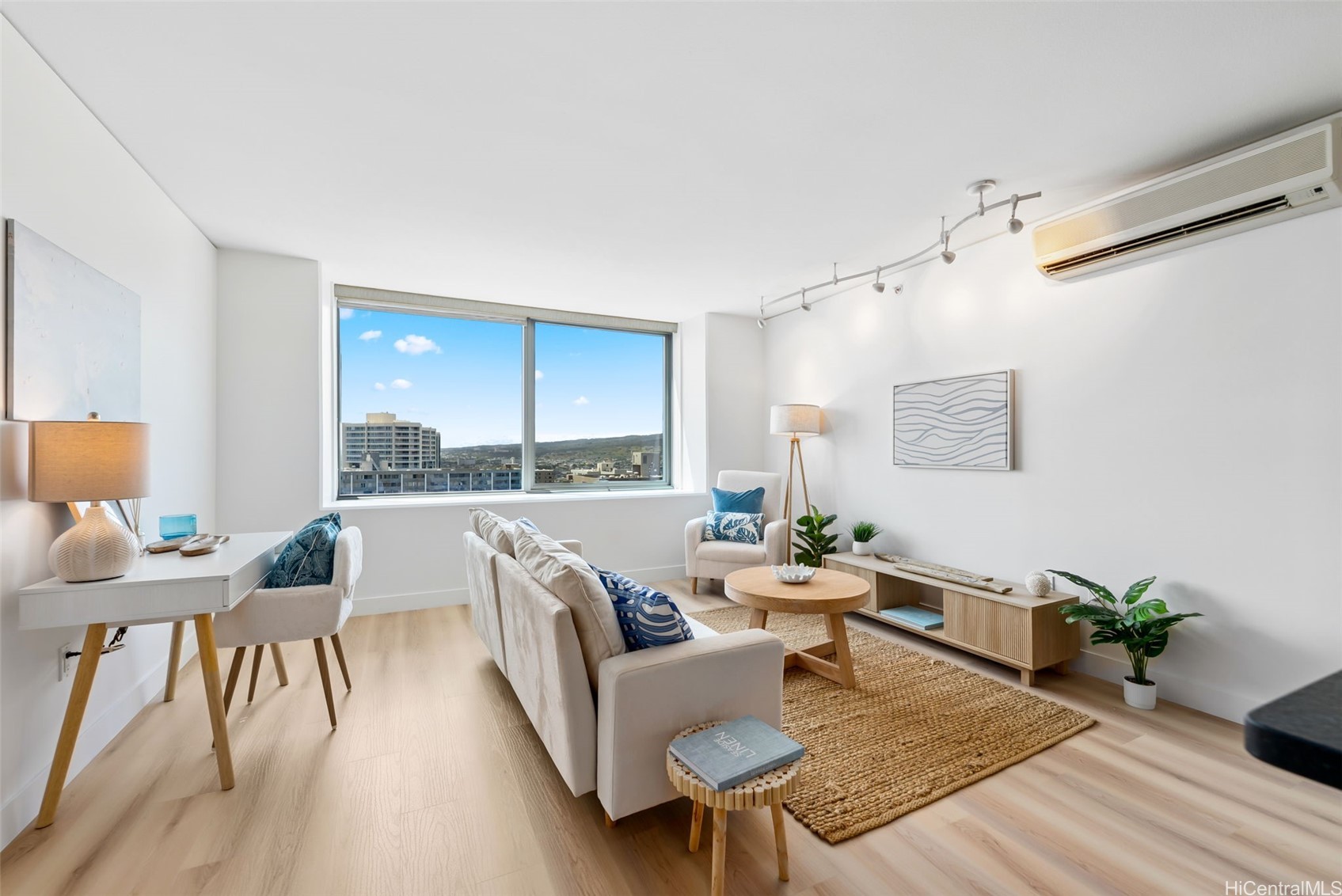 1200 Queen Emma Street 3405