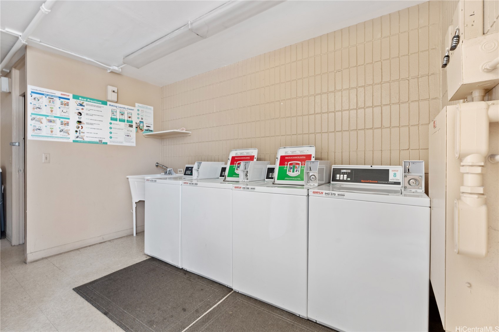 Pensacola Gardens Residential Lease