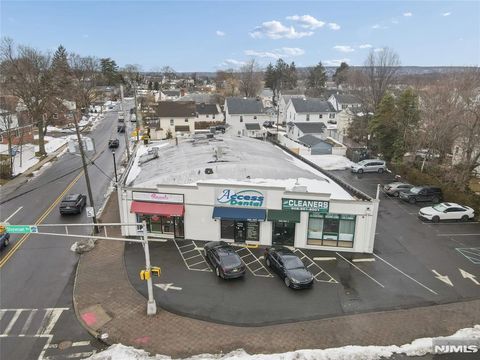 Photo of 1200 Stuyvesant Avenue, Union, NJ 07083 (MLS # 26006165)