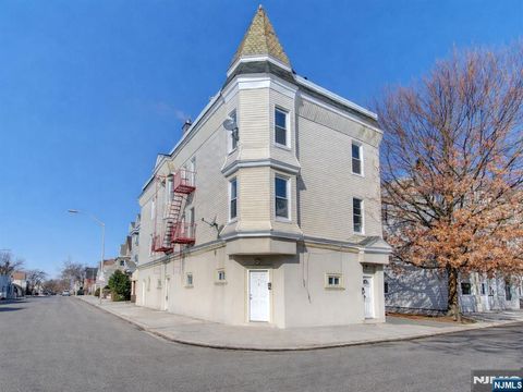 Photo of 45 N 14th St #7, East Orange, NJ 07017 (MLS # 26005194)